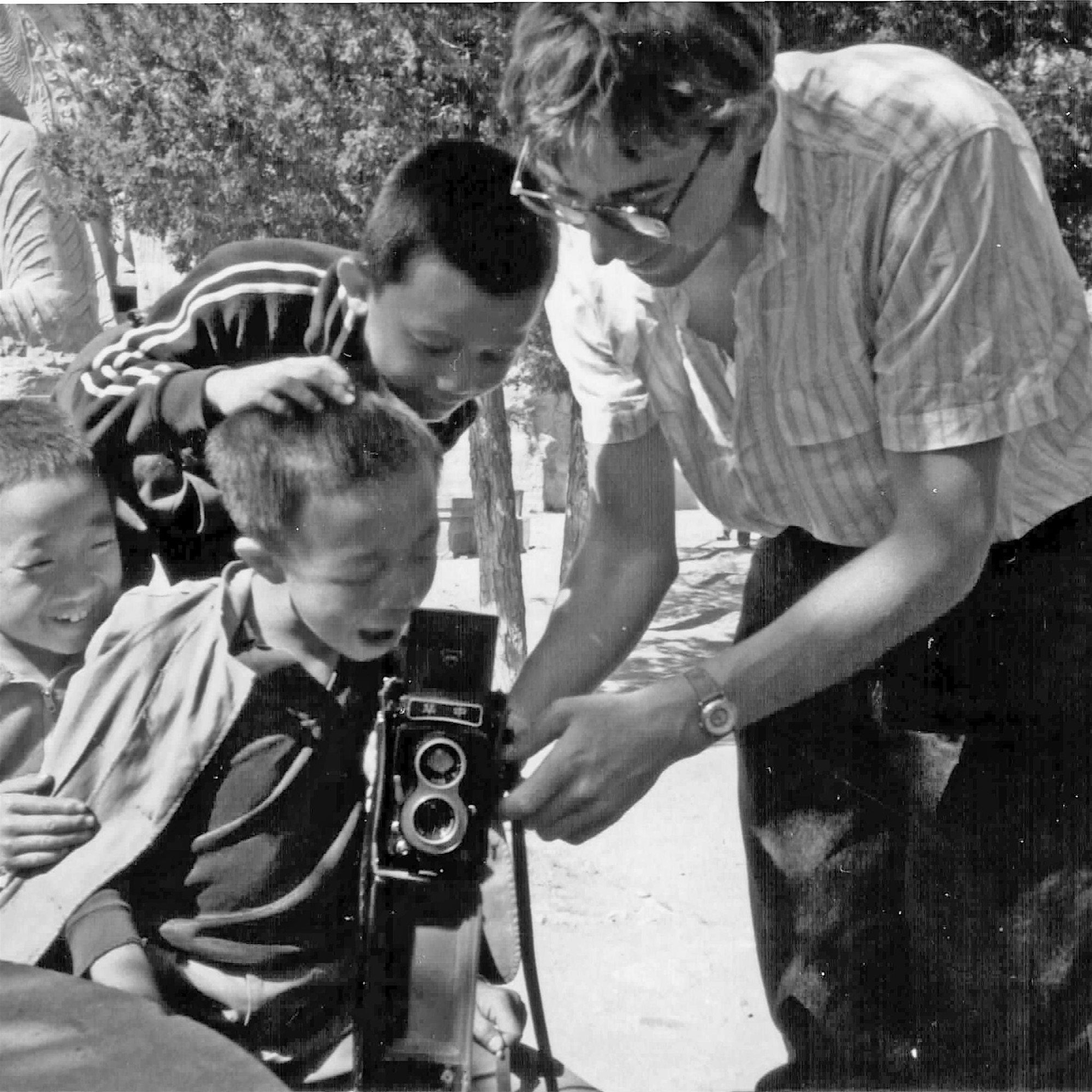 ‘A Young Photographer in Old Beijing’– an in-person talk with pictures
